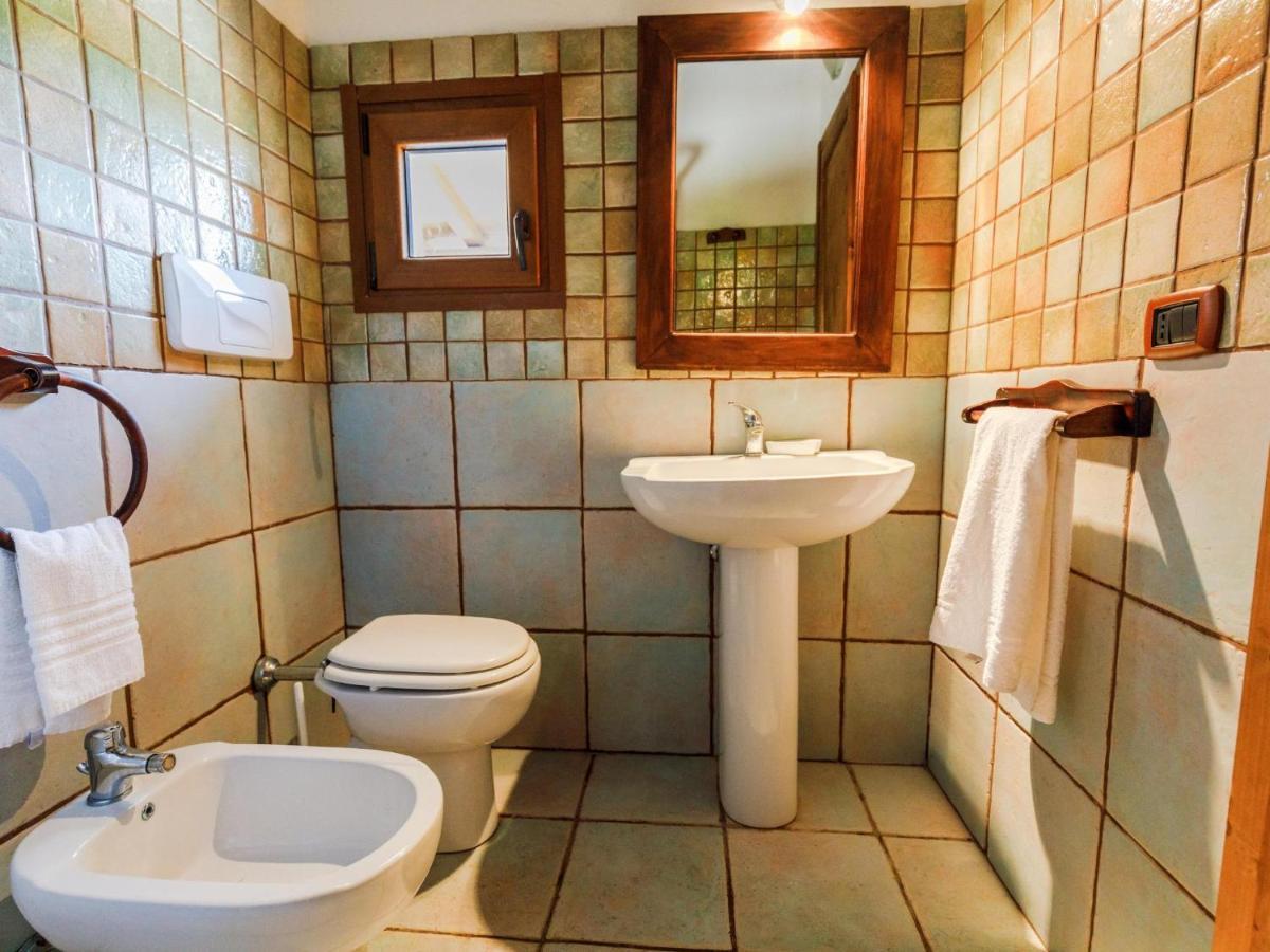 A Mare Di Ginepri 06D Bilo Apartamento Badesi Exterior foto